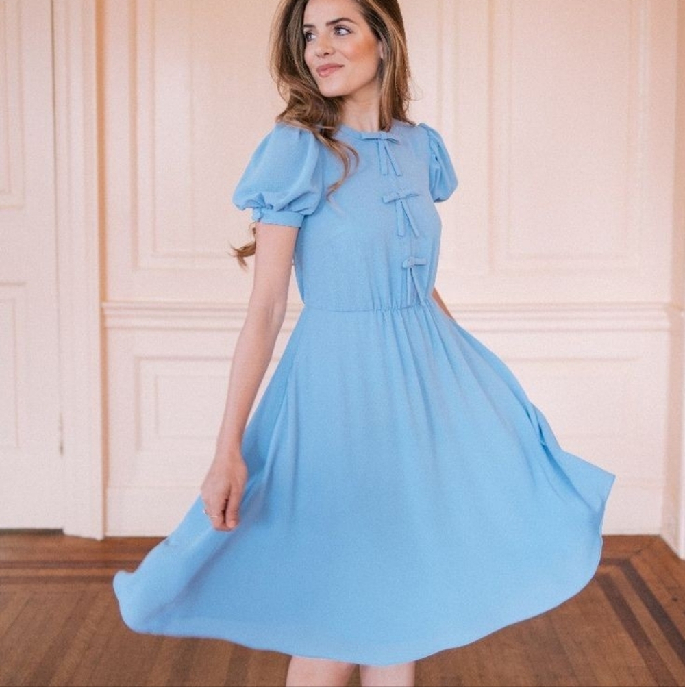 Gal Meets Glam Ellie Dress in Blue